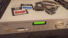 Akai S2000 Midi Stereo Digital Sampler Synth Keyboard OS2.0 mit 16 MB Speicher