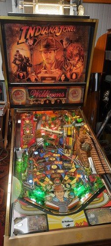 Indiana jones flipper mit - jones,