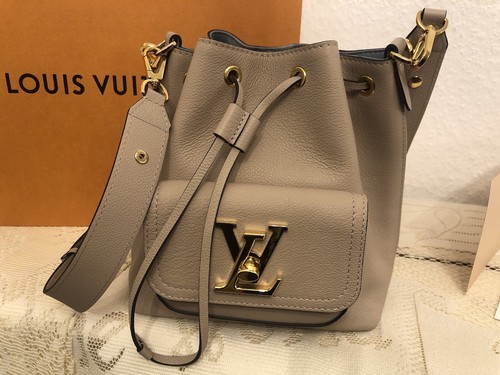 Louis vuitton lockme - louis,
