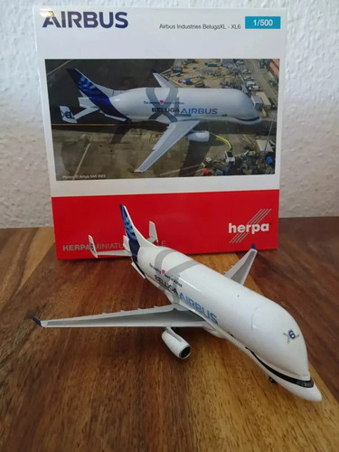 Herpa industries beluga - herpa,