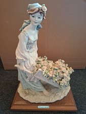 Lady with Flowercart Giuseppe