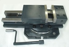 Hydraulik Schraubstock Hilma 160mm mit Drehplatte Deckel Fräsmaschine (kauf)