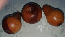 3 massive Holz Obst Holzobst Teak Holz Teakholz Deko-Obst: 2 Birnen + 1 Apfel 
