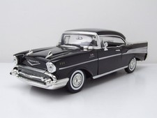 Chevrolet Bel Air Hardtop 1957 schwarz Modellauto 1:18 Motormax