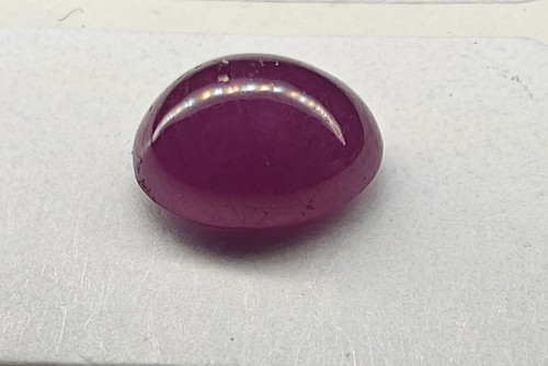 Rubin cabochon 5x7 - ct,
