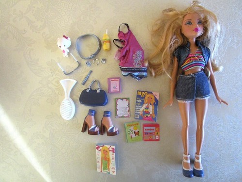 Scene barbie kennedy - barbie, |