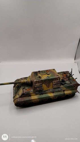 Built and painted - 1/35,