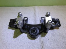 Suzuki GT250 X7 Gabelbrücke