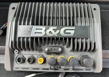 B&G Z8 ZEUS Kartenplotter Modell 2011 mit Deckel und Kabeln
