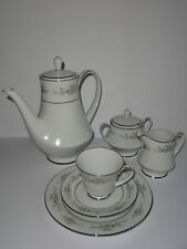 99-teilig Kombi Service 12 Pers. Noritake Contemporary Melissa 3080 + Besteck