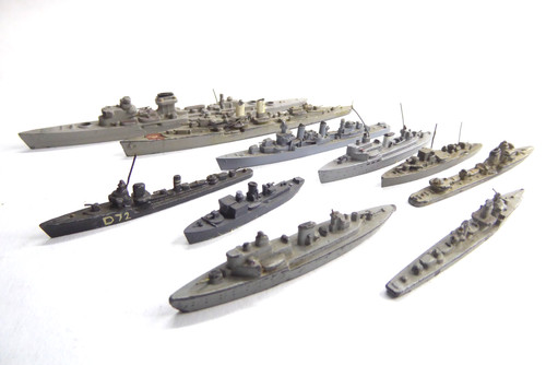 Kriegsschiffe metall - 10,