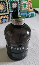 Wasserflasche Trinkflasche MY PROTEIN Water Gallon - 1,89L  Inhalt NEU!!!