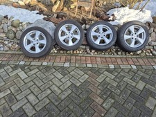 Sommerreifen mit Alufelgen