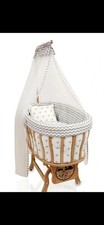 Babywiege aus Naturholz  Ink