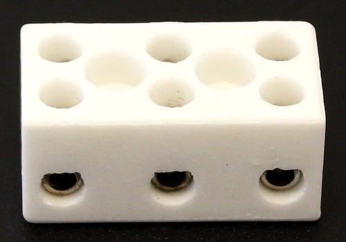 Porzellan-Klemme