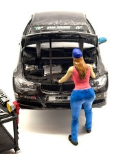 1:18 Resin Figur unbemalt Frau