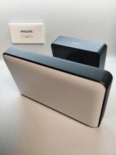 Philips Hue White Welcome Flutlicht (2.600 lm), dimmbare Outdoor Wandlampe für d