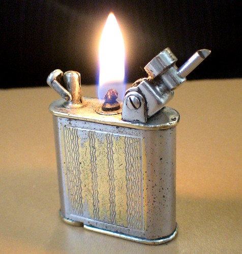 Altes feuerzeug lancel - altes,