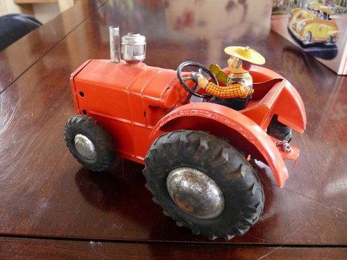 Traktor mit fahrer blech - blech, 150
