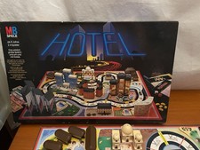 MB Spiele HOTEL Schwarze