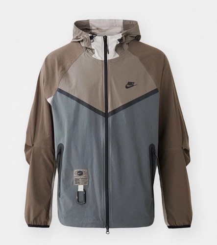 Nike sportswear tech - nike,