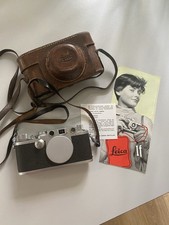 [Fast neuwertig] Leica IIIF analoge Sucherkamera schwarz 35 mm Gehäuse aus...