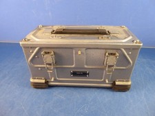 "  BATTERIEVERSORGUNG FÜR DEN RUSSISCHEN UKW-SENDER  Р-809М "