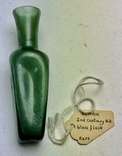 Römische Glasflasche oder