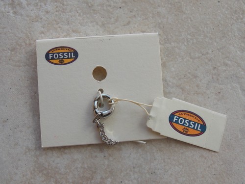 Fossil - ■■■,