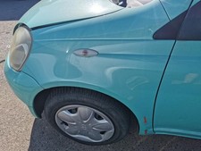 Toyota Yaris XP10 Kotflügel Fender Seitenwand vorn links DELLE 764 Light Aqua