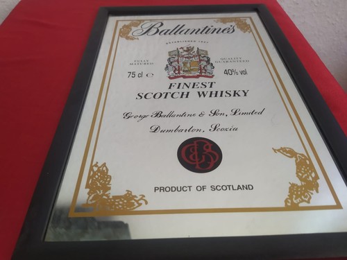 Ballantine finest whisky - finest,