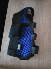 Bort Medical Arm und Handgelenkschiene/blau-schwarz/Small Rechts/Neuwertig!!