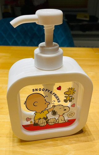 Snoopy woodstock peanuts - snoopy,