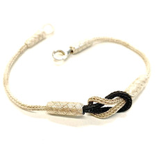 Kunsthandwerk-Handgefertigtes