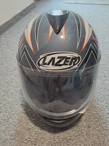 Motorradhelm verkaufen - zu,