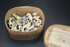 schöne alte Reifentiere Holz