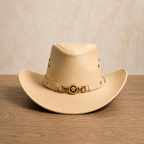 Handgefertigter beige