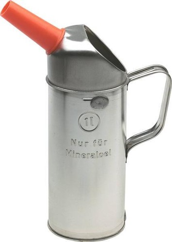 Meßbecher aus weißblech - meßbecher,