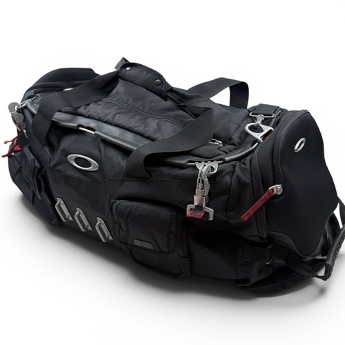 Oakley hot tub rolling duffle - oakley,