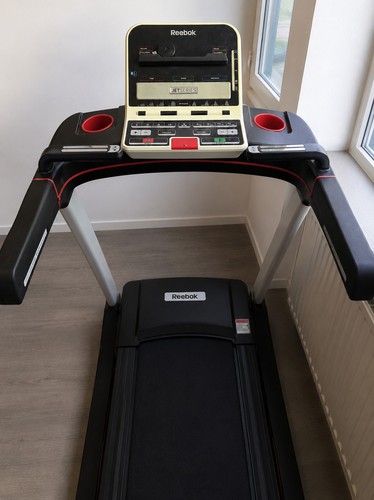 Reebok jet 100 series - jet, bt