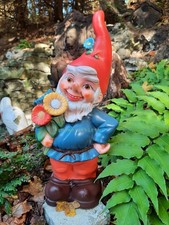 Alter Gartenzwerg Kunststoff