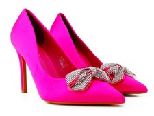 Rosa Stilettos mit