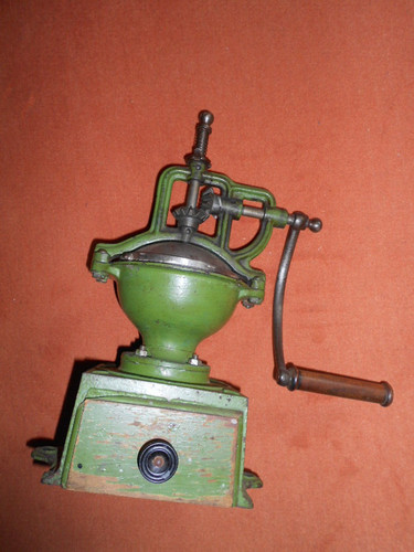 Alte kaffeemühle holz - alte,