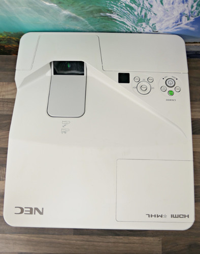 Nec um301w ultra short throw - nec,