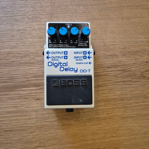Boss digital delay - dd-7,