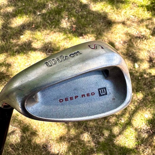 Wilson deep red sand wedge - red,