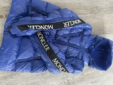 Original Moncler Genius Kinder Daunenjacke – Größe 152–158 – Blau – Top Zustand