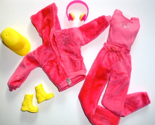 Sportliche barbie - %***sportliche,
