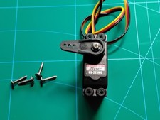 Servo HS-225MG 4.7kg Stellkraft Kugellager Metallgetriebe 6V HITEC MPX Multiplex