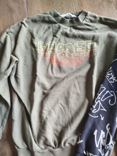 Stylische sweatshirts von - 2, x
